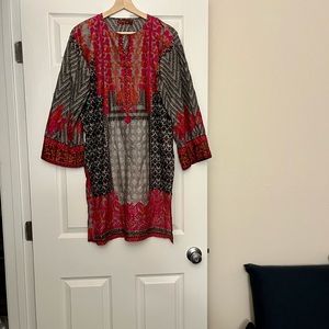 Khaadi Pret Tunic top in good condition and gentle used.
